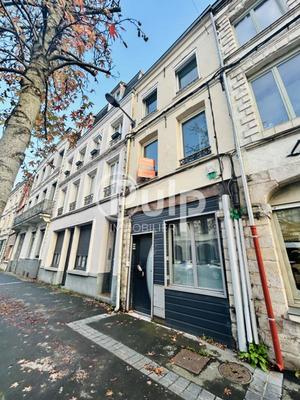 Immeuble - 93 m² - 3 pièces