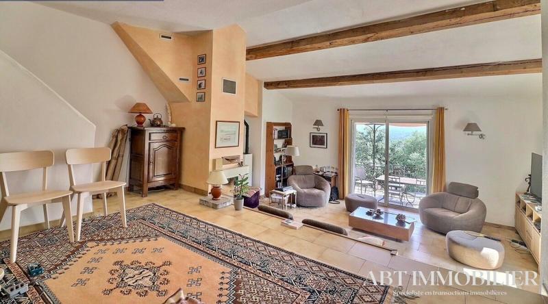 Villa - 240 m² - 5 pièces