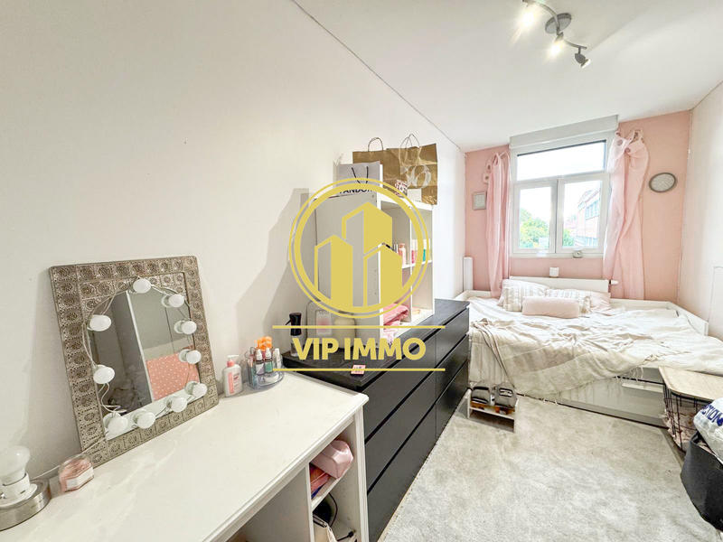 Maison - 170 m² - 8 pièces