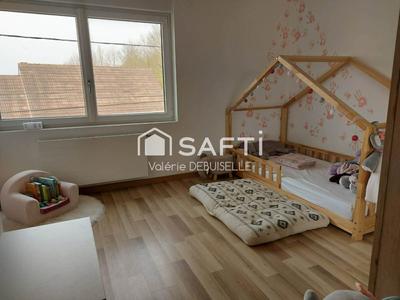 Maison - 90 m² - 5 pièces