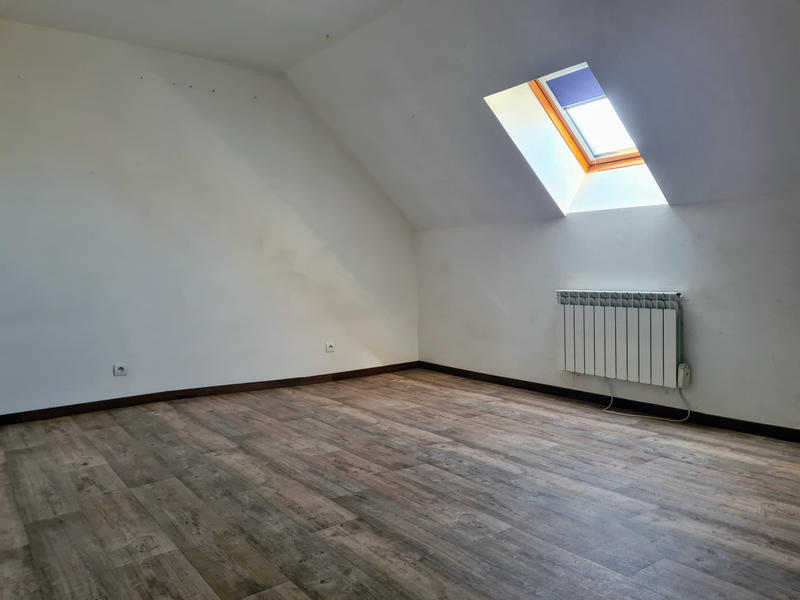 Maison - 150 m² - 8 pièces