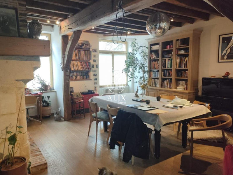 Maison ancienne - 182 m² - 6 pièces