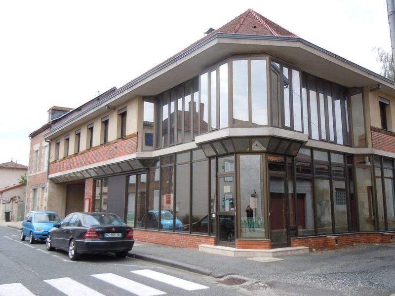 Maison - 290 m² - 14 pièces