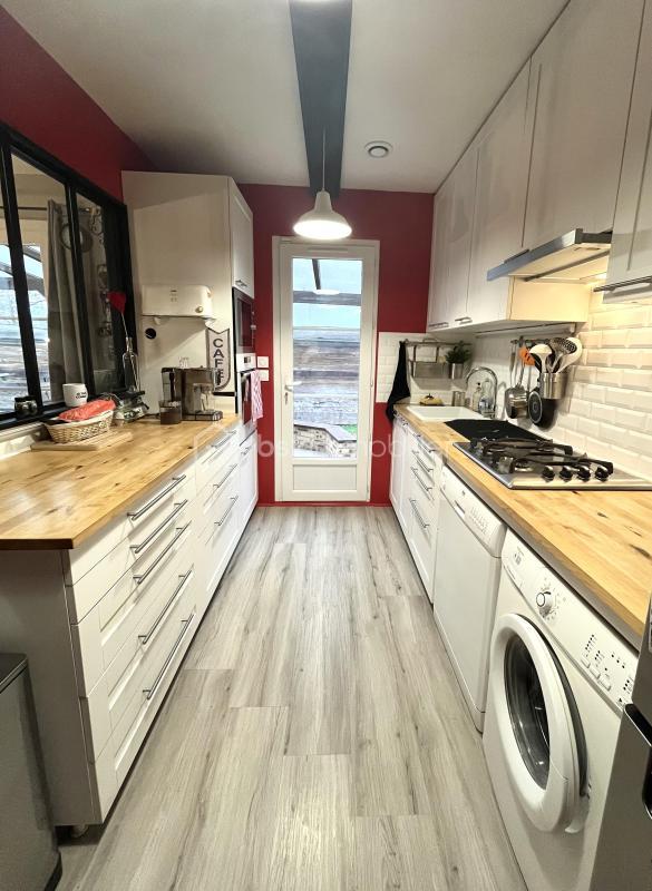 Maison - 120 m² - 4 pièces