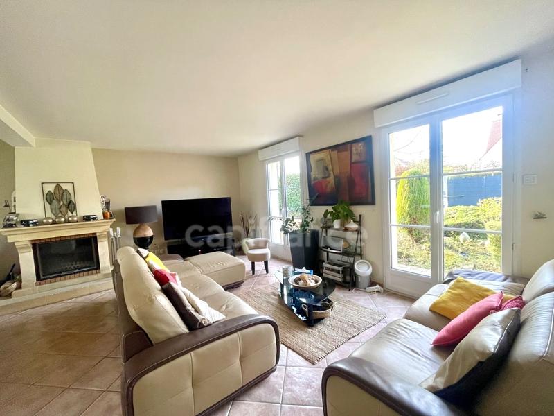 Maison - 160 m² - 6 pièces