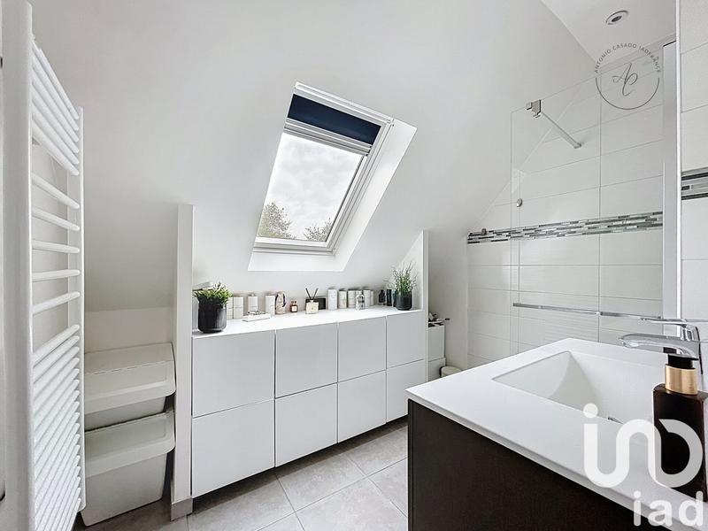 Maison - 170 m² - 7 pièces