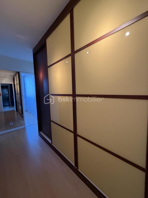 Appartement - 76 m² - 4 pièces