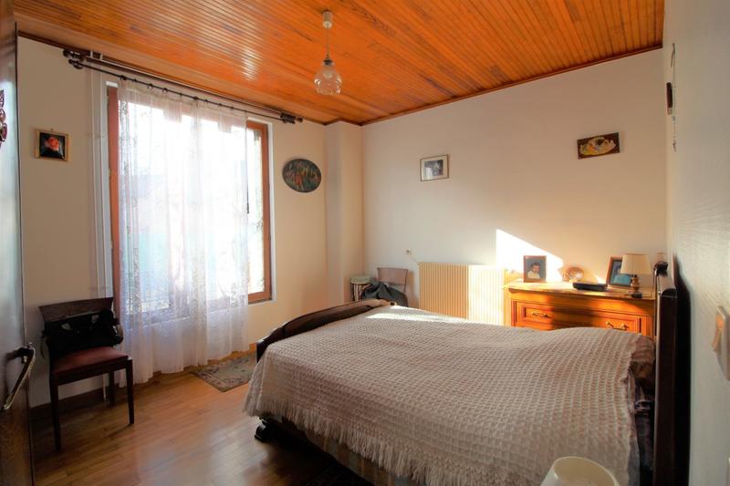 Maison - 92 m² - 5 pièces