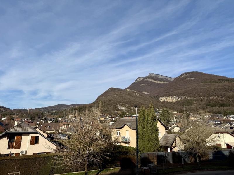 Appartement - 72 m² - 3 pièces