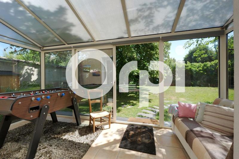 Maison - 161 m² - 6 pièces