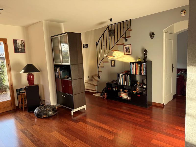 Maison - 91 m² - 4 pièces