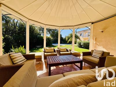 Maison - 350 m² - 8 pièces