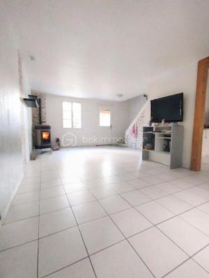 Maison traditionnelle - 117 m² - 5 pièces