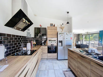 Maison - 118 m² - 5 pièces