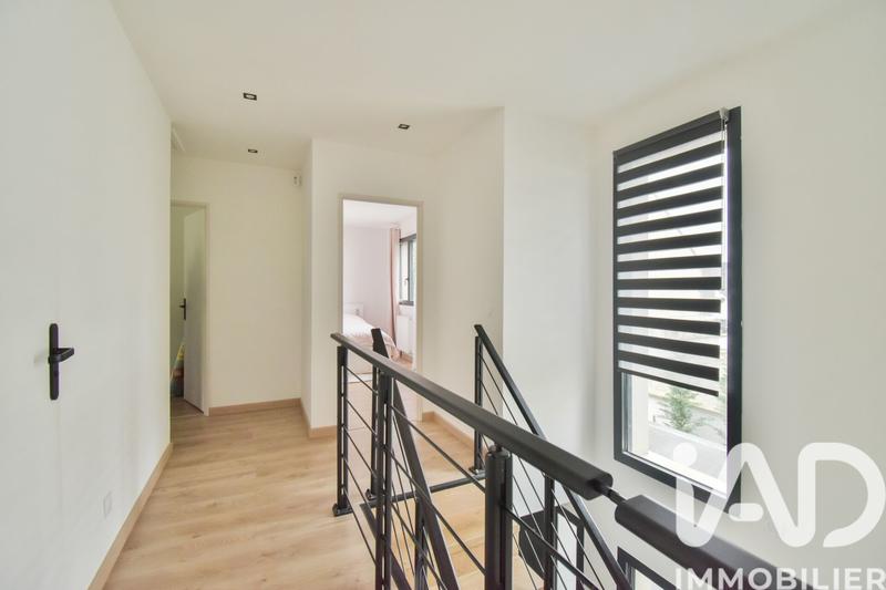 Maison - 159 m² - 7 pièces