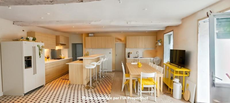 Maison - 165 m² - 7 pièces