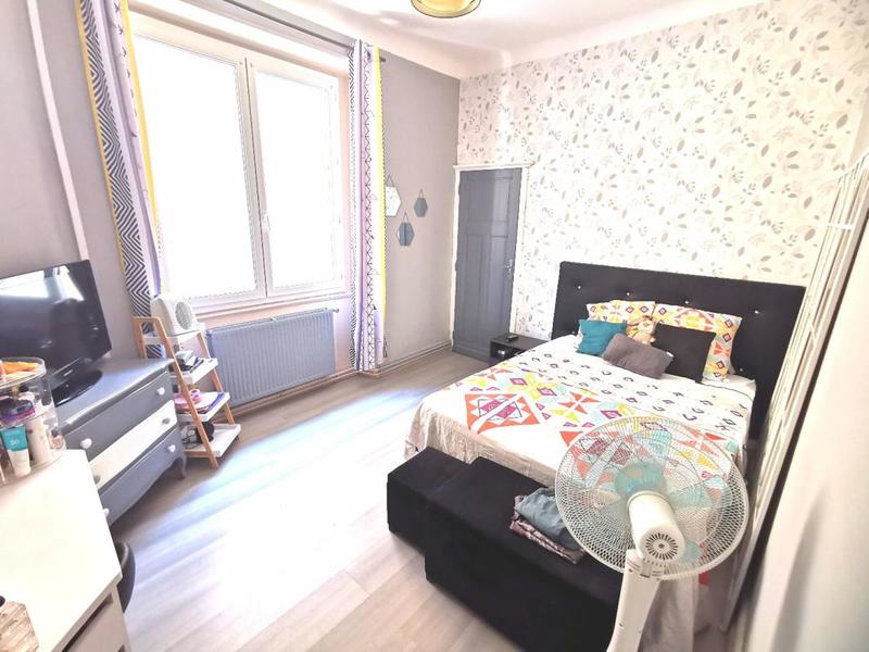 Maison - 159 m² - 6 pièces