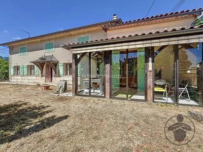 Maison - 95 m² - 4 pièces