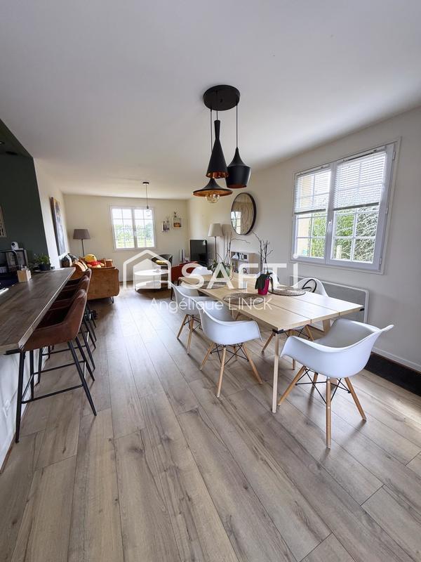 Maison - 95 m² - 4 pièces