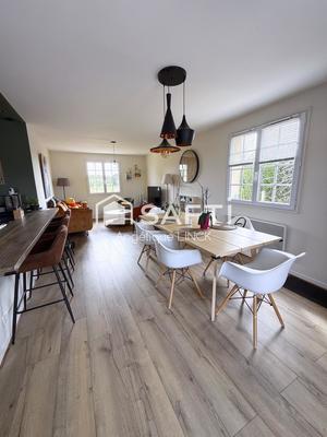 Maison - 95 m² - 4 pièces