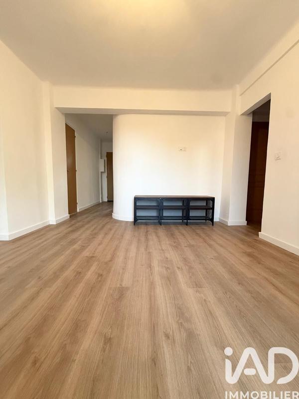 Appartement - 80 m² - 5 pièces