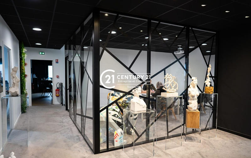 Local d'activités - 470 m²