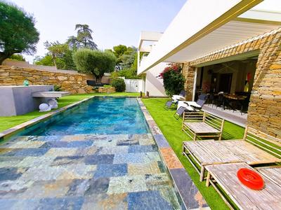 Maison d'architecte - 146 m² - 5 pièces