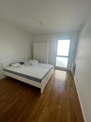 Appartement - 81 m² - 5 pièces