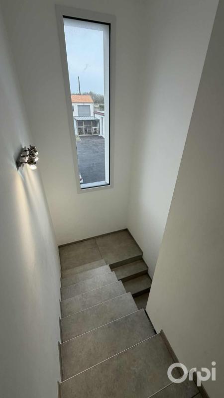 Maison de ville - 210 m² - 7 pièces