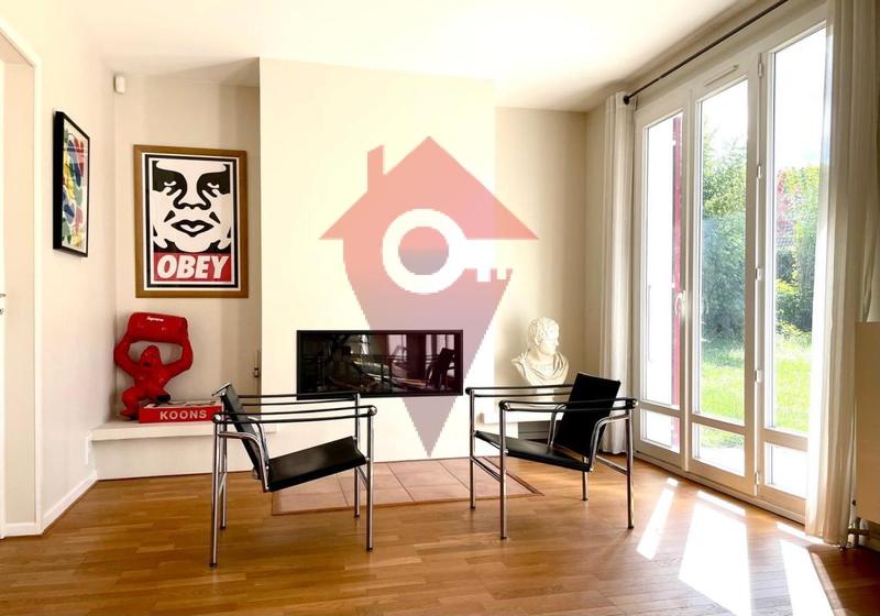 Maison - 194 m² - 8 pièces