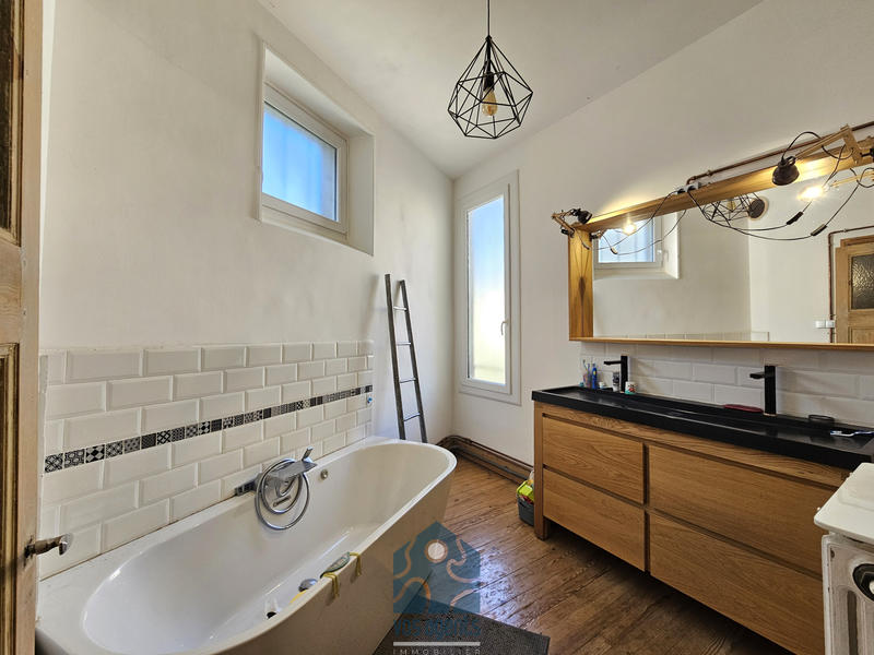 Maison - 130 m² - 5 pièces