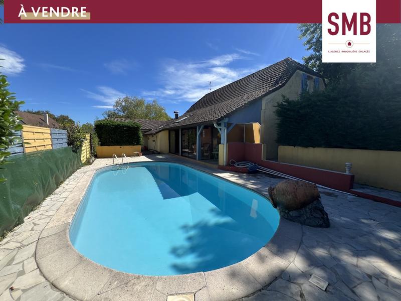 Maison - 163 m² - 6 pièces