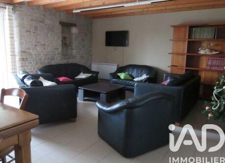 Maison - 465 m² - 17 pièces