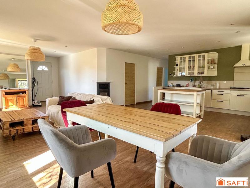 Maison - 112 m² - 4 pièces