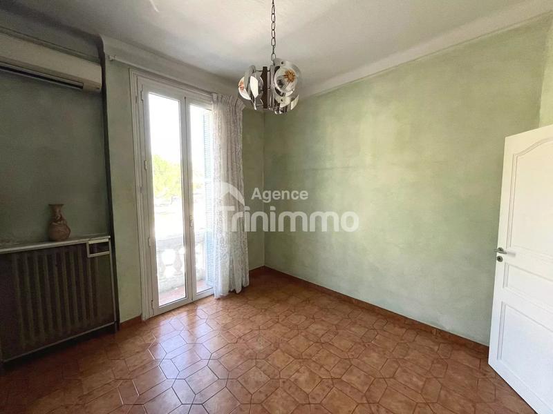 Appartement - 102 m² - 5 pièces
