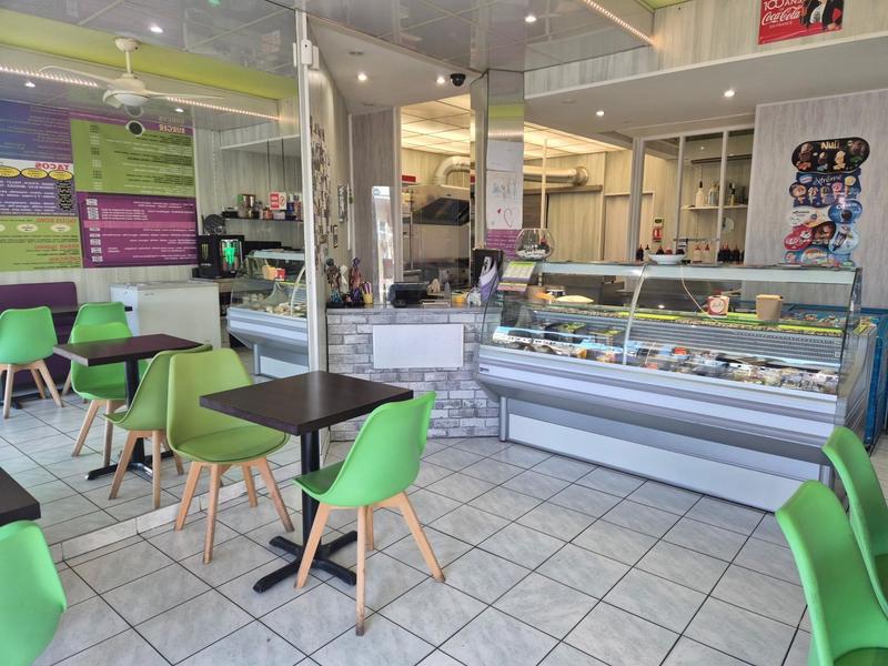 Local commercial - 2 pièces