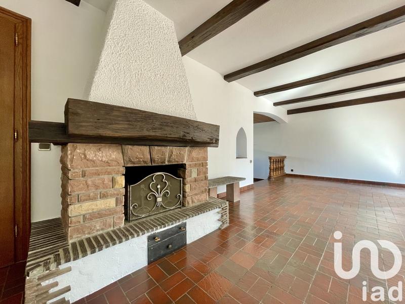 Maison - 225 m² - 8 pièces