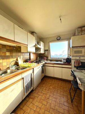 Appartement - 108 m² - 6 pièces