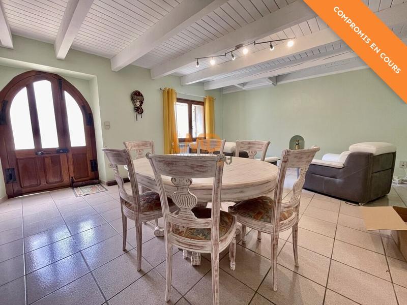 Maison de village - 80 m² - 3 pièces