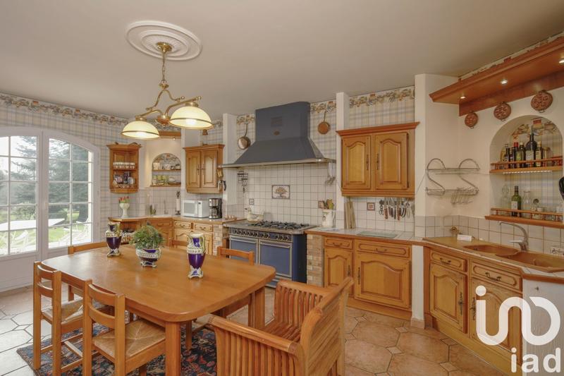 Maison - 321 m² - 10 pièces