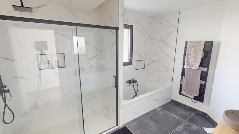 Maison - 138 m² - 6 pièces