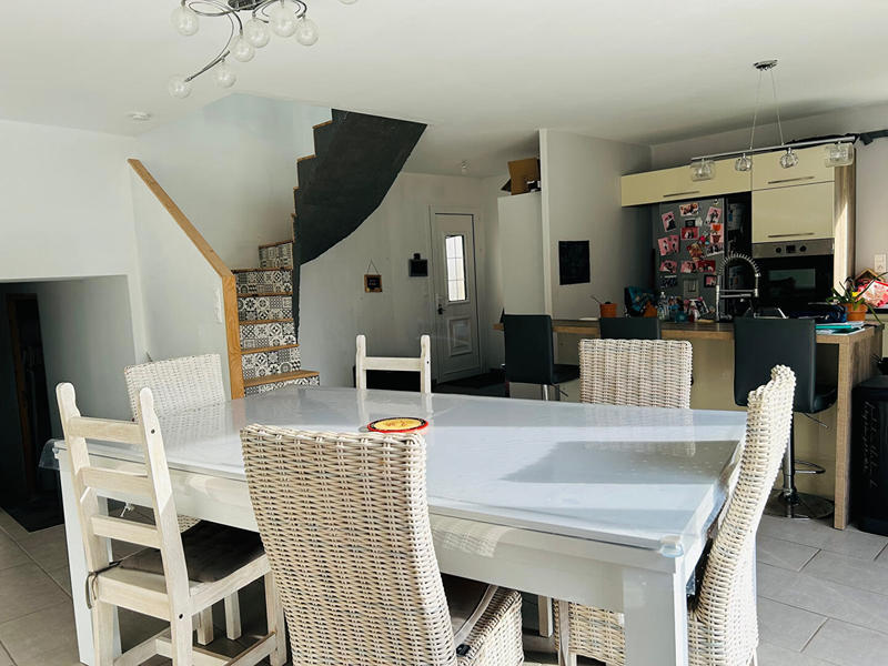 Maison - 135 m² - 7 pièces