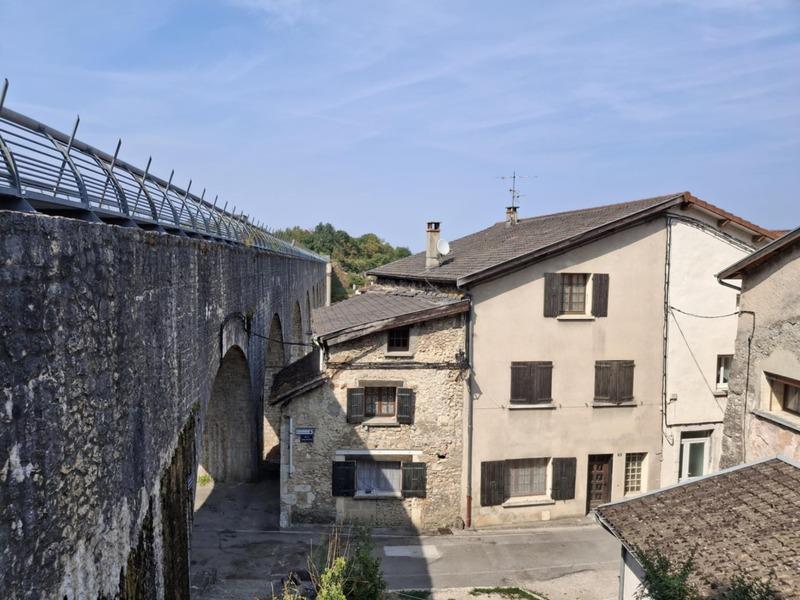 Maison de village - 100 m² - 4 pièces