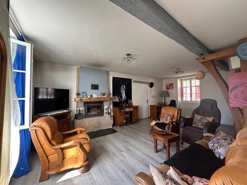 Maison - 140 m² - 5 pièces