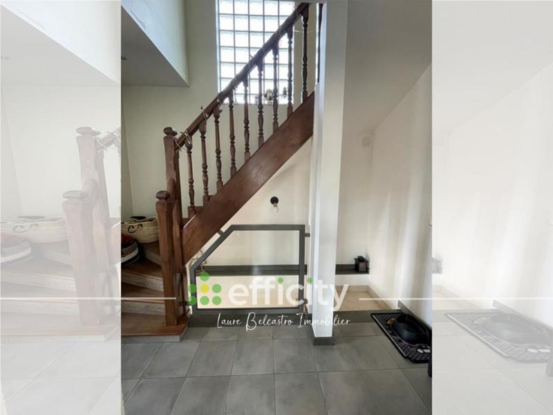 Pavillon - 100 m² - 5 pièces