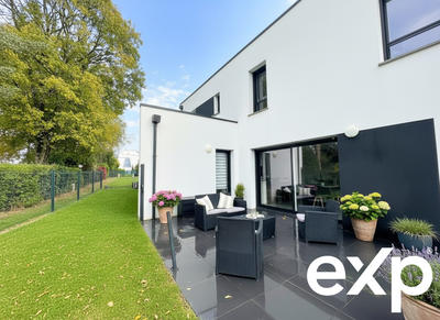 Maison - 148 m² - 6 pièces