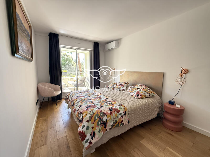 Appartement - 87 m² - 4 pièces