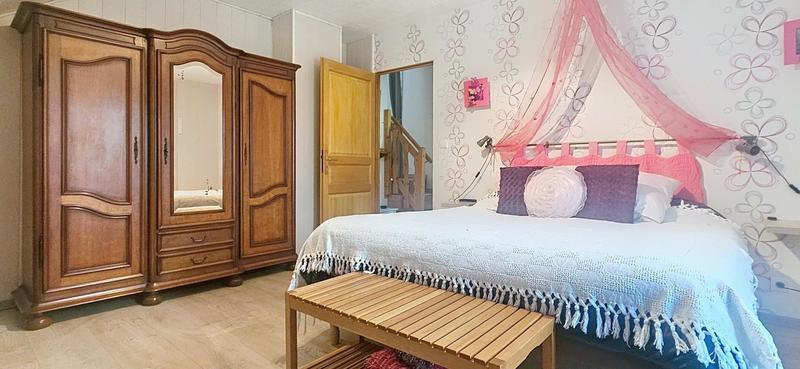 Maison - 138 m² - 6 pièces