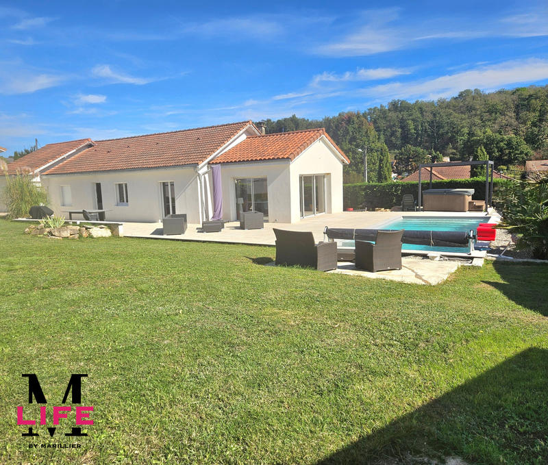 Maison - 126 m² - 5 pièces