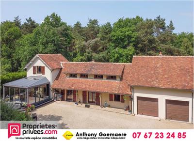 Propriété - 164 m² - 6 pièces